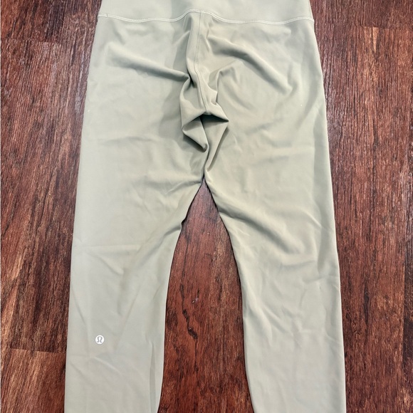 Lululemon Wunder Everlux Train High-Rise Crop 23" - Palm Court - Size 10 - Picture 3 of 3